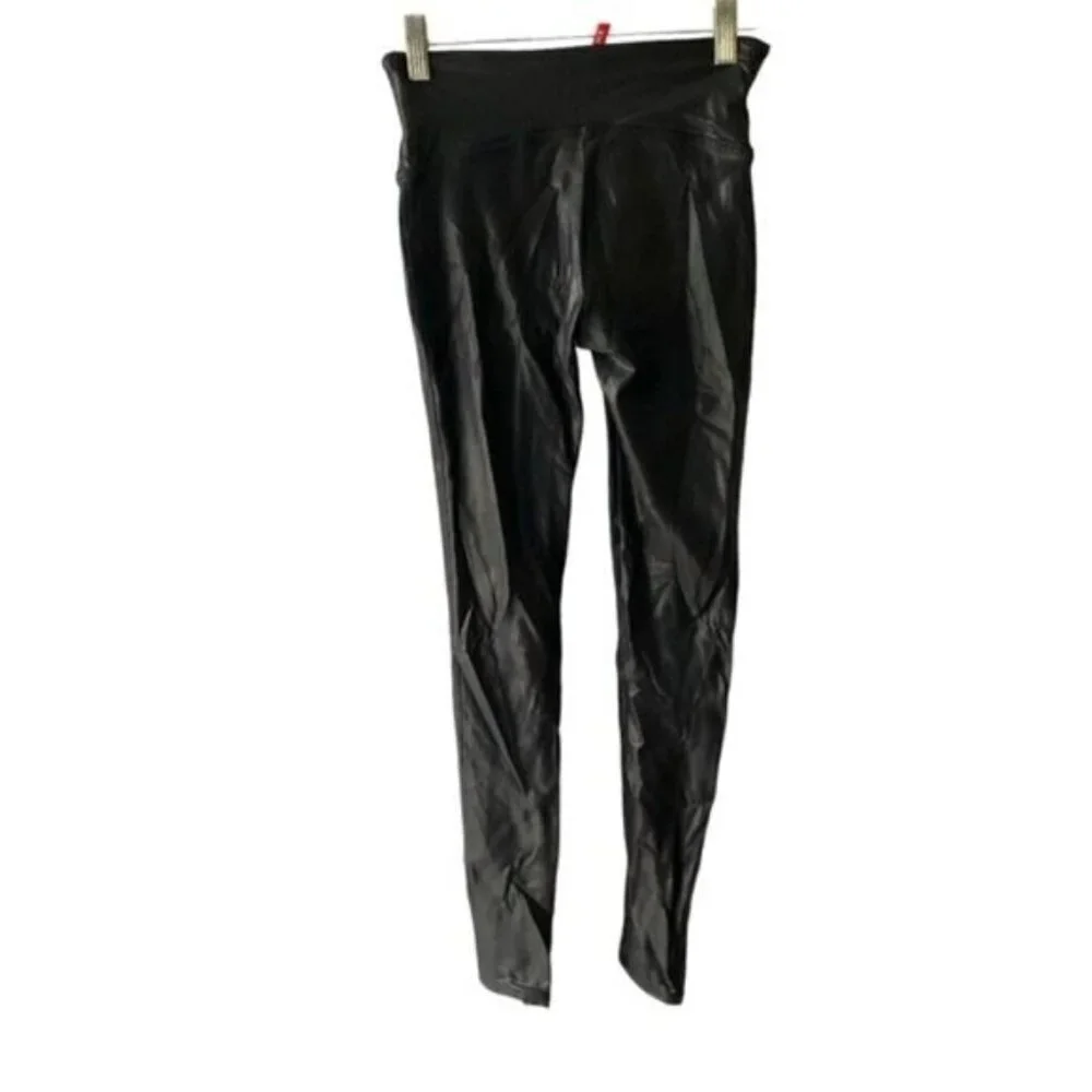 Spanx Faux Leather Black Metallic Legging size‎ Medium